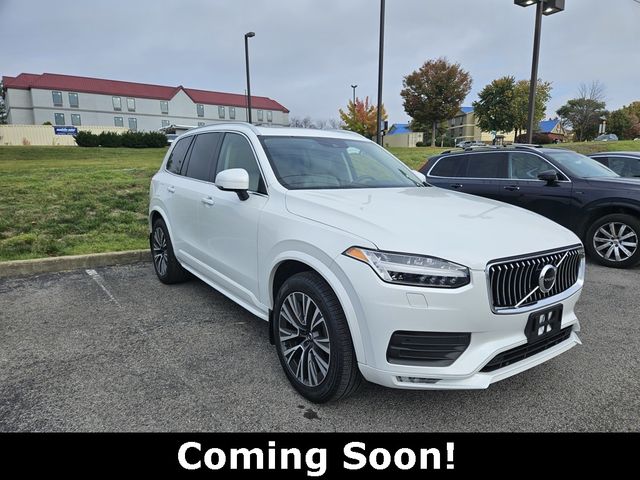 2021 Volvo XC90 Momentum