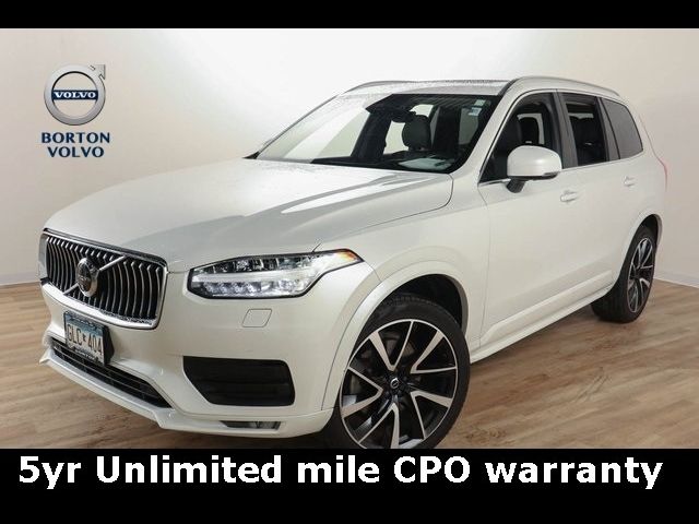 2021 Volvo XC90 Momentum