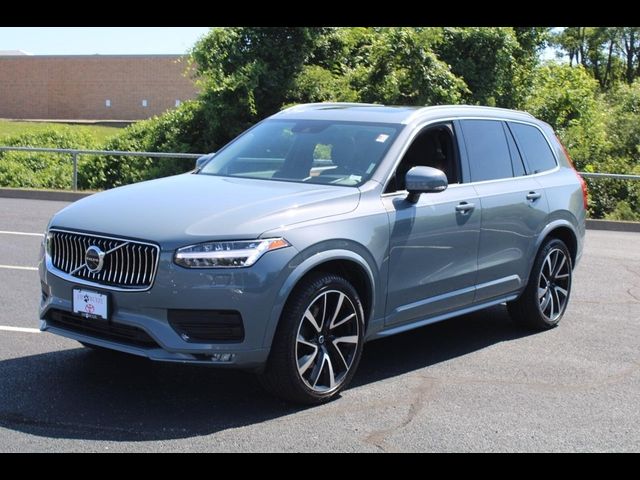 2021 Volvo XC90 Momentum