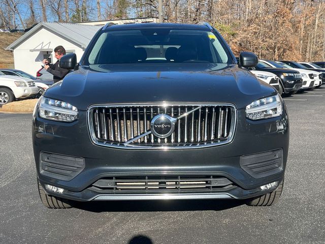 2021 Volvo XC90 Momentum