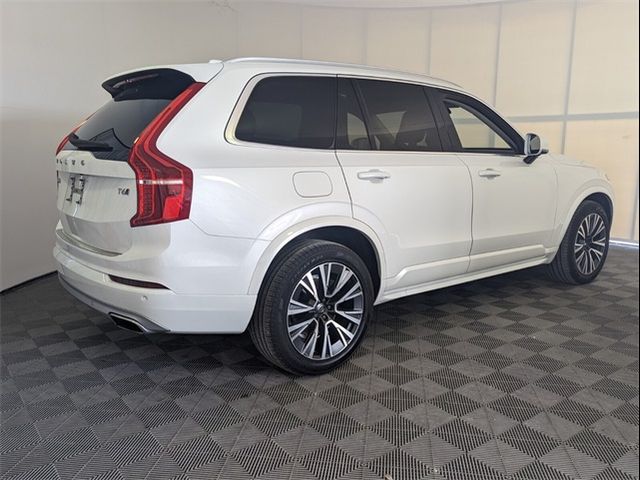 2021 Volvo XC90 Momentum