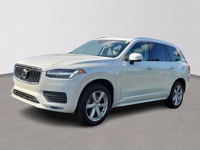 2021 Volvo XC90 Momentum