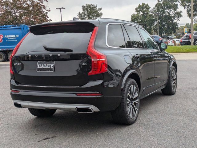 2021 Volvo XC90 Momentum