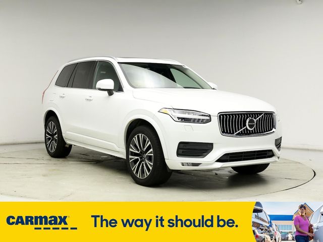 2021 Volvo XC90 Momentum