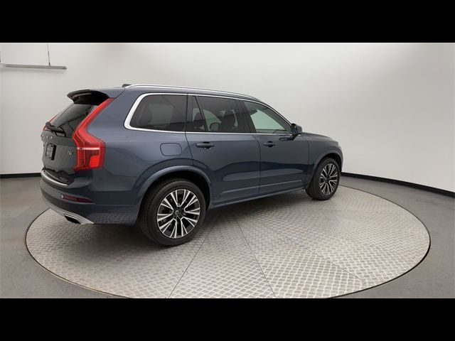 2021 Volvo XC90 Momentum