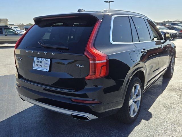 2021 Volvo XC90 Momentum