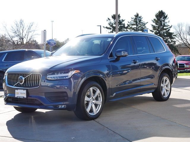 2021 Volvo XC90 Momentum