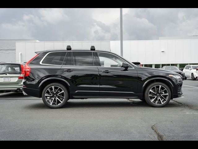 2021 Volvo XC90 Momentum