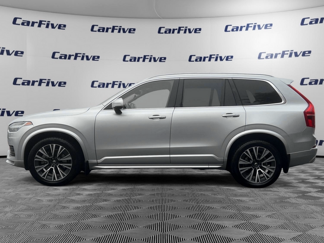 2021 Volvo XC90 Momentum