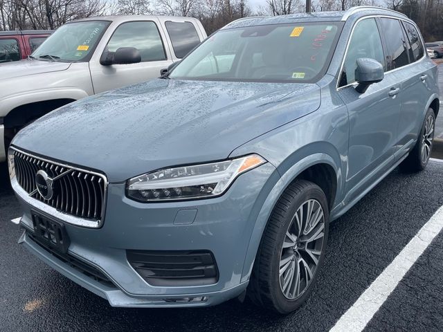 2021 Volvo XC90 Momentum