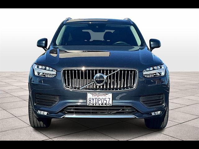 2021 Volvo XC90 Momentum