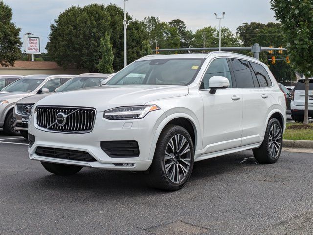 2021 Volvo XC90 Momentum