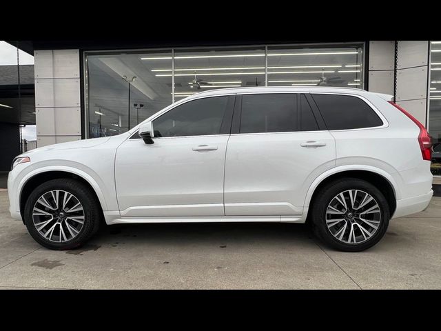 2021 Volvo XC90 Momentum