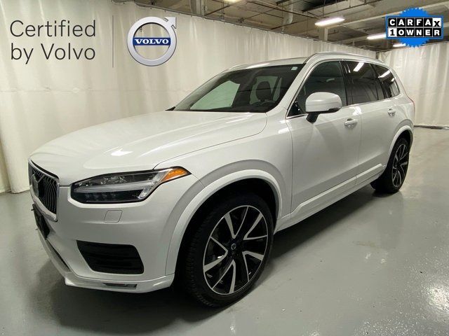 2021 Volvo XC90 Momentum