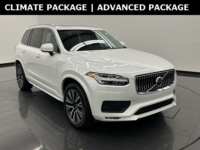 2021 Volvo XC90 Momentum