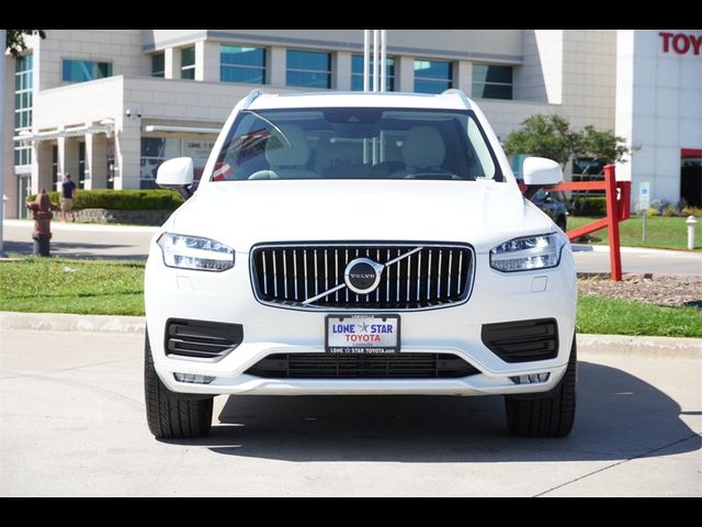 2021 Volvo XC90 Momentum