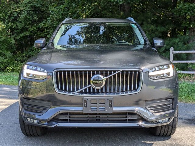 2021 Volvo XC90 Momentum