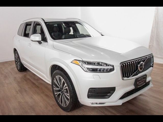 2021 Volvo XC90 Momentum