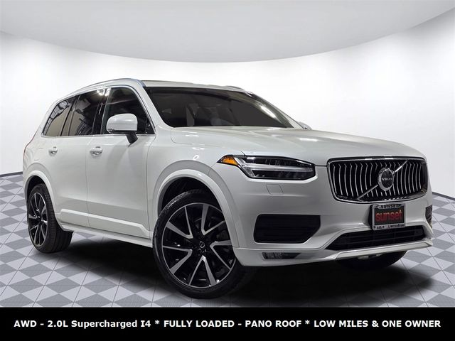 2021 Volvo XC90 Momentum