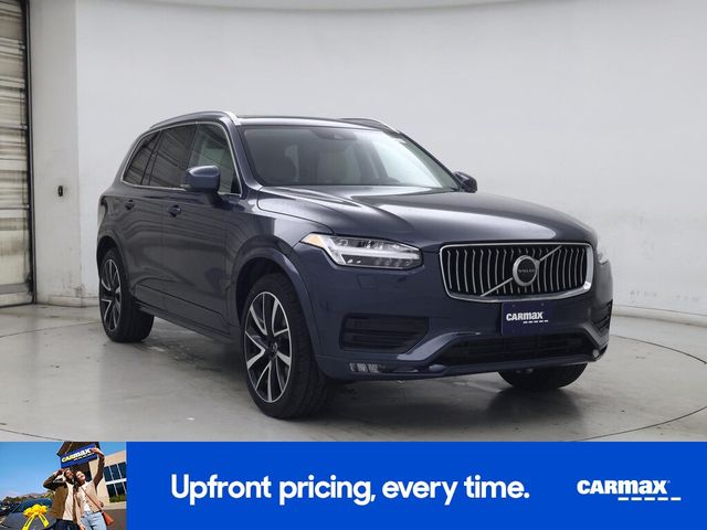 2021 Volvo XC90 Momentum