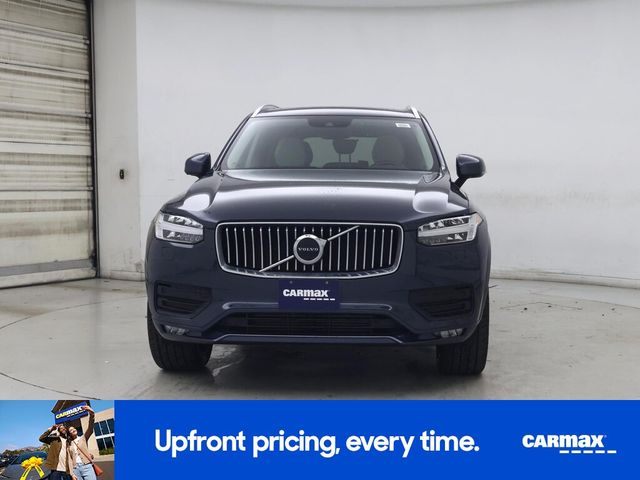 2021 Volvo XC90 Momentum