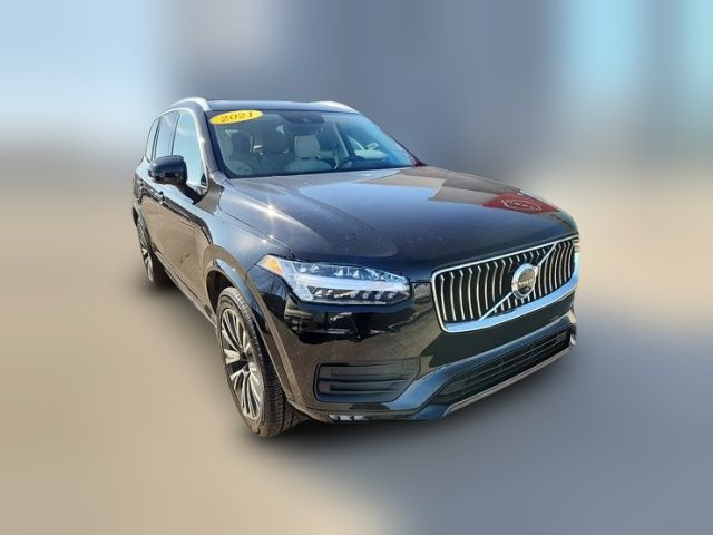 2021 Volvo XC90 Momentum