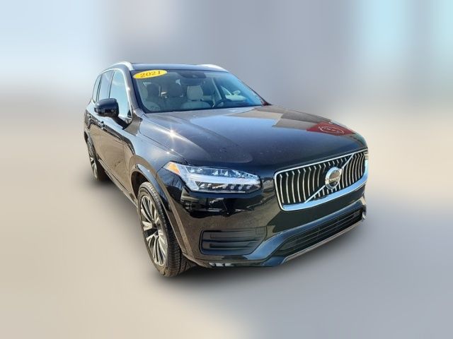 2021 Volvo XC90 Momentum