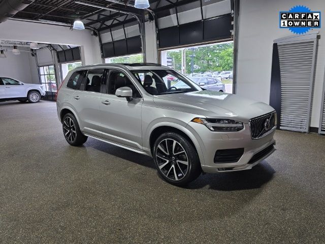 2021 Volvo XC90 Momentum