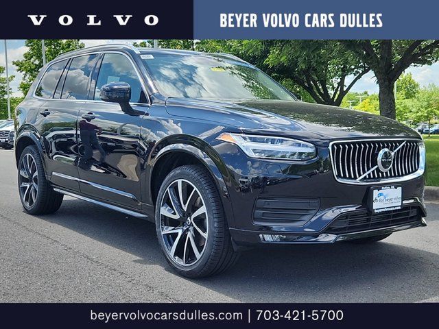 2021 Volvo XC90 Momentum