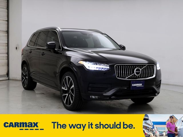 2021 Volvo XC90 Momentum