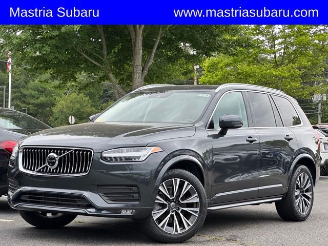 2021 Volvo XC90 Momentum