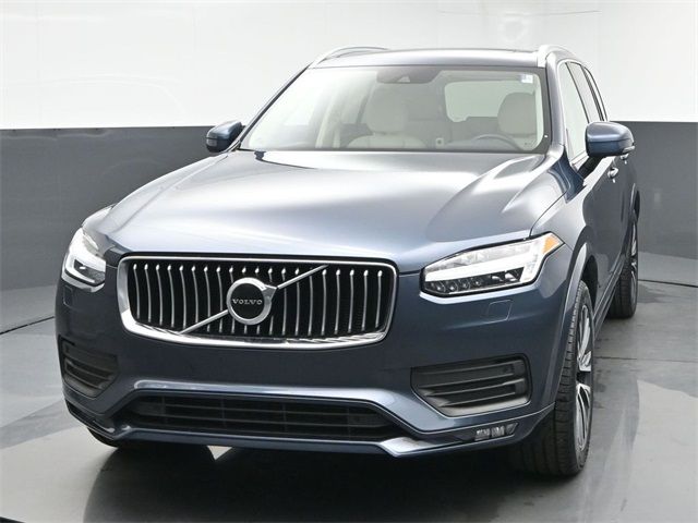 2021 Volvo XC90 Momentum