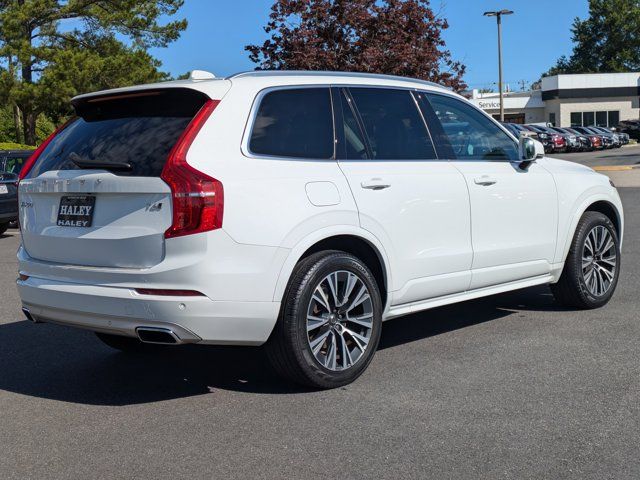 2021 Volvo XC90 Momentum