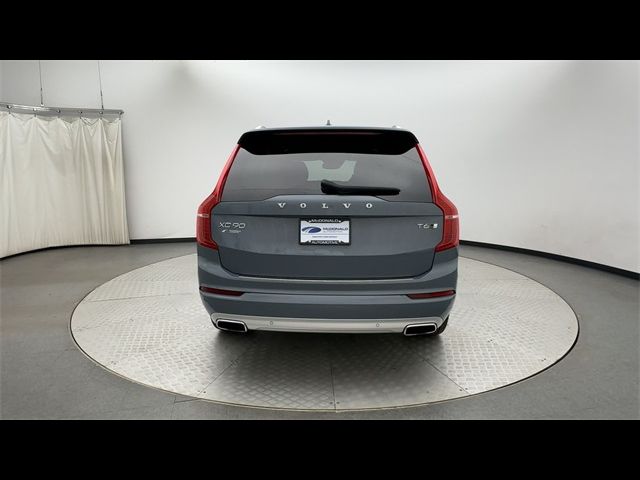 2021 Volvo XC90 Momentum