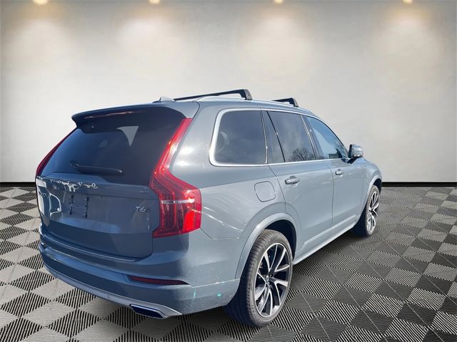 2021 Volvo XC90 Momentum