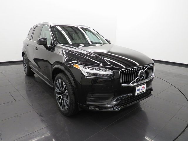 2021 Volvo XC90 Momentum