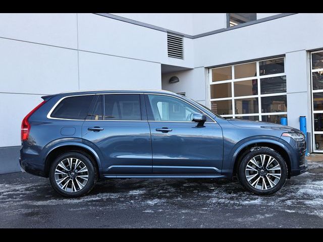 2021 Volvo XC90 Momentum