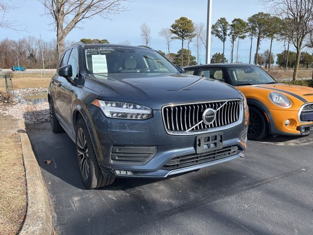 2021 Volvo XC90 Momentum