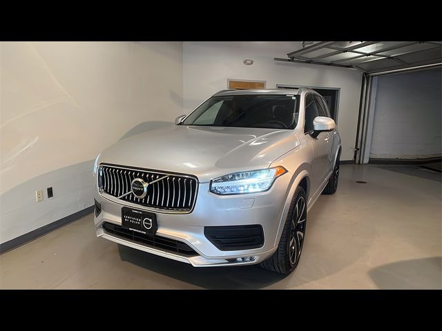 2021 Volvo XC90 Momentum