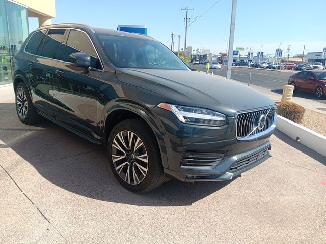 2021 Volvo XC90 Momentum