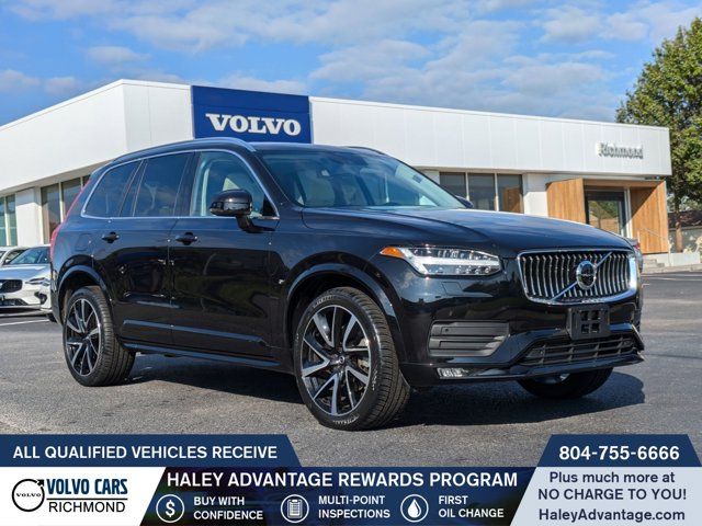 2021 Volvo XC90 Momentum