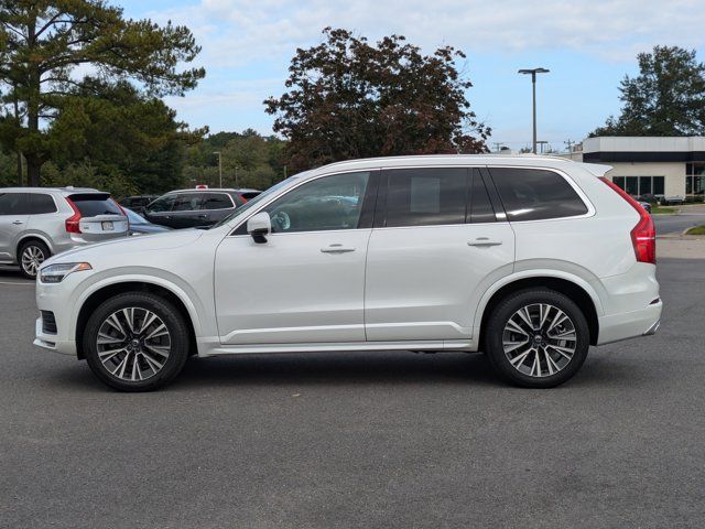 2021 Volvo XC90 Momentum