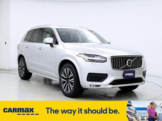 2021 Volvo XC90 Momentum