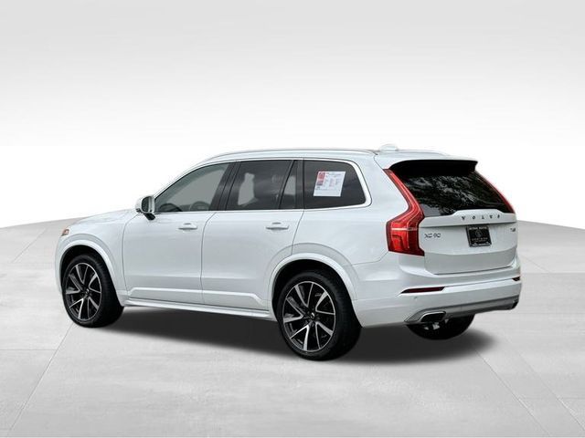 2021 Volvo XC90 Momentum