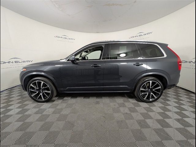 2021 Volvo XC90 Momentum