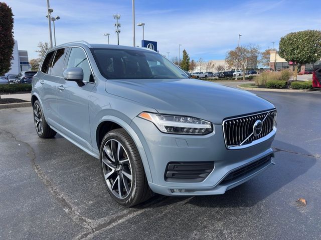 2021 Volvo XC90 Momentum