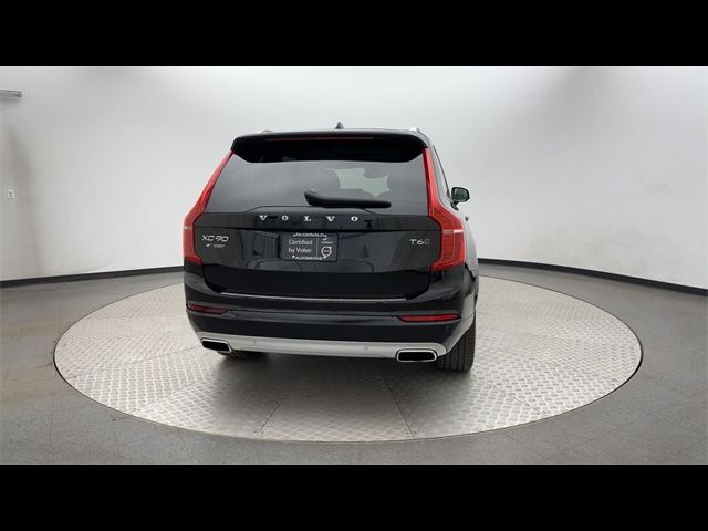 2021 Volvo XC90 Momentum