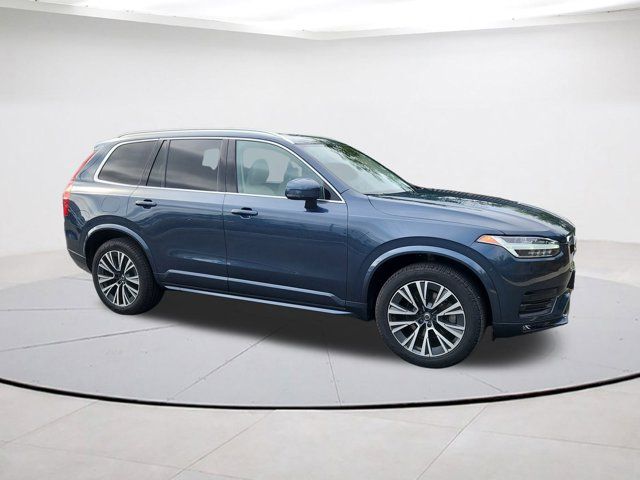 2021 Volvo XC90 Momentum