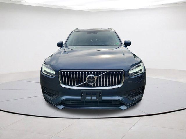 2021 Volvo XC90 Momentum