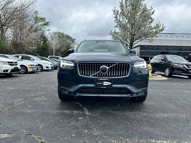 2021 Volvo XC90 Momentum